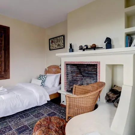 Гостевой дом Private 10 Bedroom Nr Marbella, Candela Бенахавис