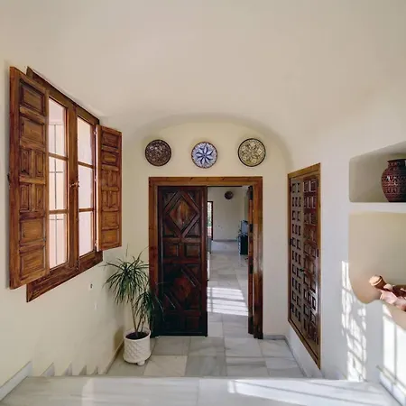 Private 10 Bedroom Nr Marbella, Candela