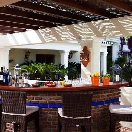 Private 10 Bedroom Nr Marbella, Candela