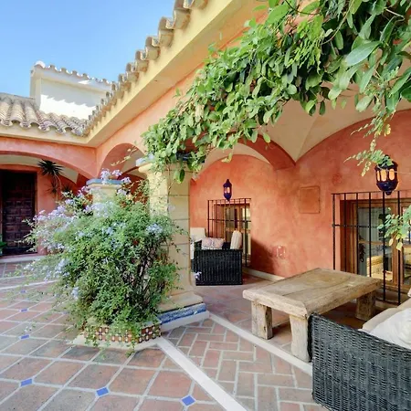 Private 10 Bedroom Nr Marbella, Candela * Бенахавис
