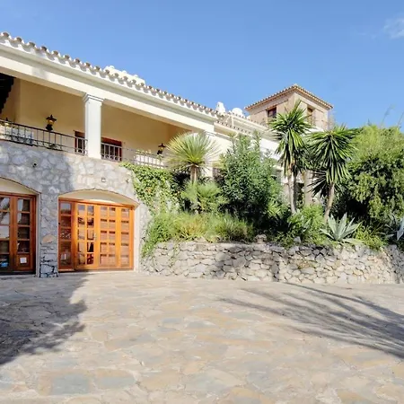 Private 10 Bedroom Nr Marbella, Candela * Бенахавис