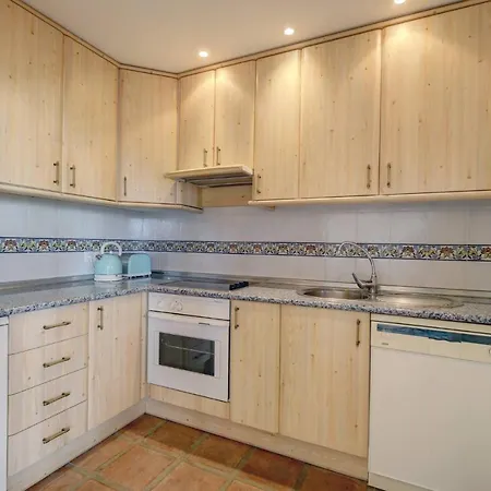Гостевой дом Private 10 Bedroom Nr Marbella, Candela Бенахавис