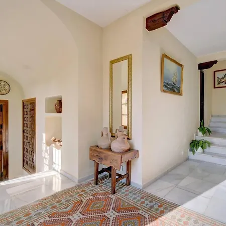 Гостевой дом Private 10 Bedroom Nr Marbella, Candela *